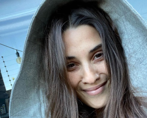 En corpiño y minishort, Ivana Nadal sedujo a la primavera