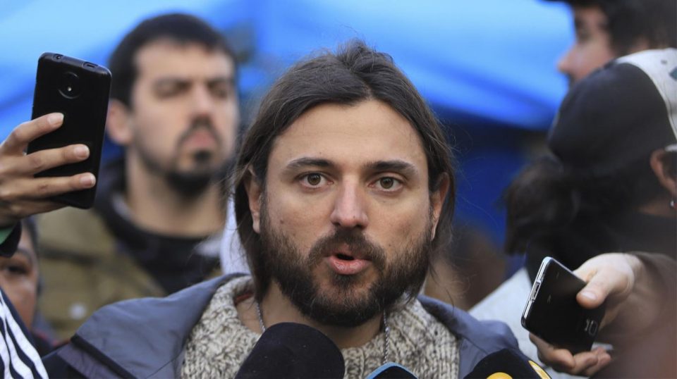 Juan Grabois contra los Etchevehere: “Violaron el perímetro y desobedecieron una orden judicial”
