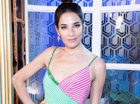 Jean y calza de tul: el look dominguero de Juana Viale