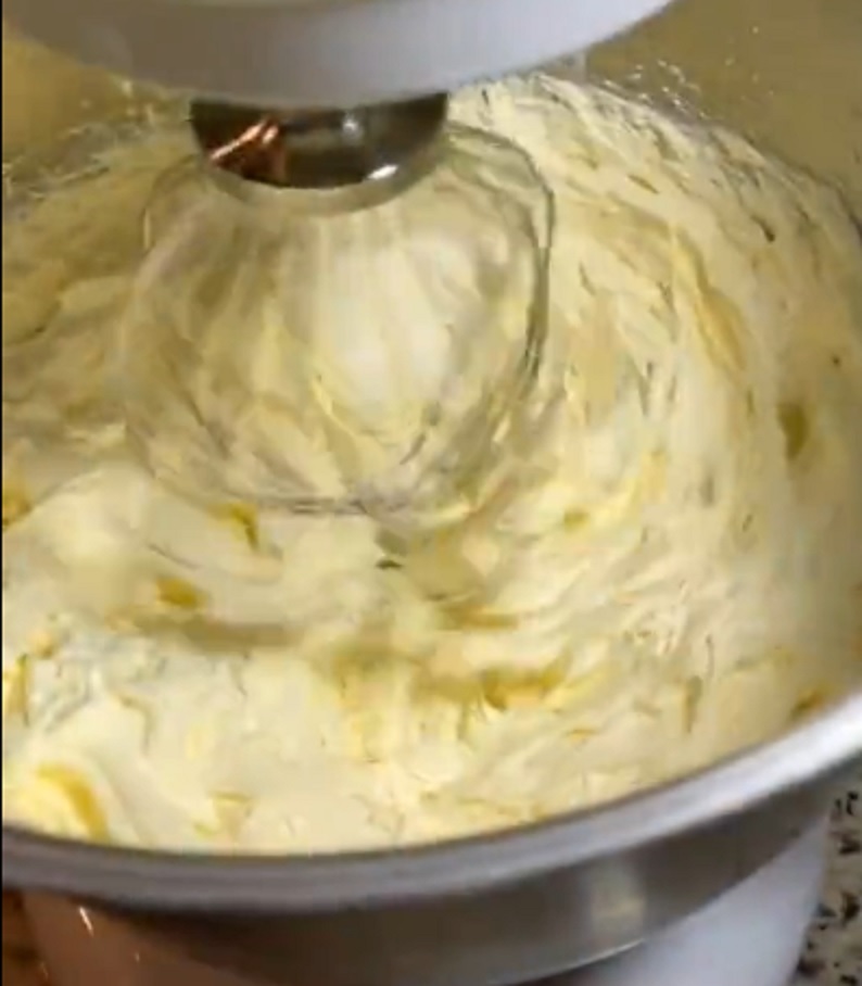 Cómo preparar manteca casera en dos simples pasos (una delicia)