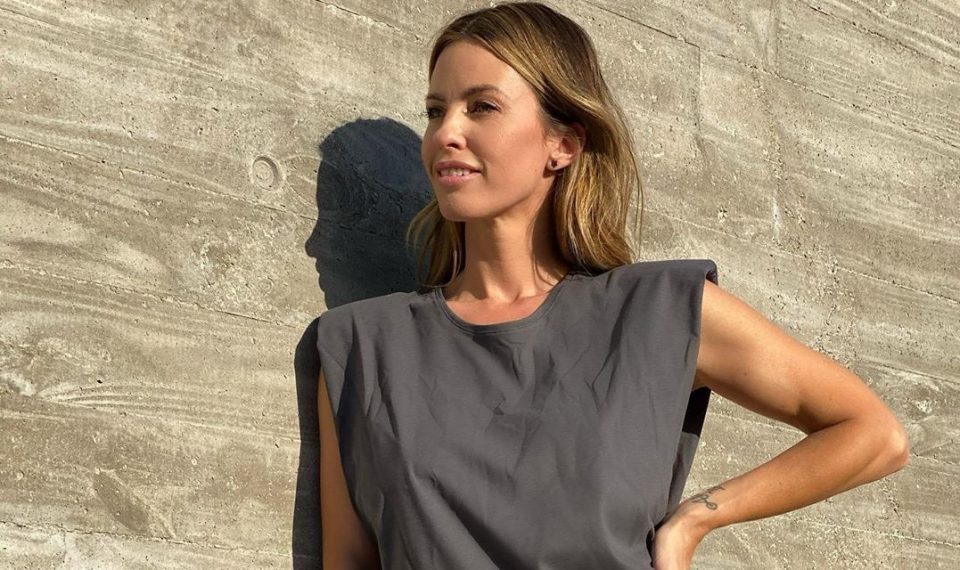 De espaldas y en malla enteriza: Rocío Guirao Díaz anticipó el verano con un video