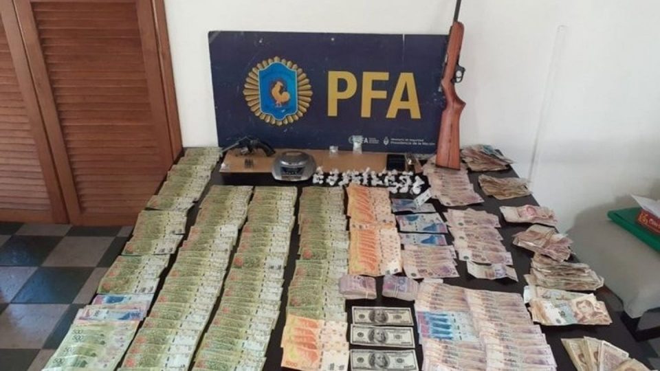 Un narco consiguió que le devuelvan 5 mil dólares que le secuestraron en un operativo