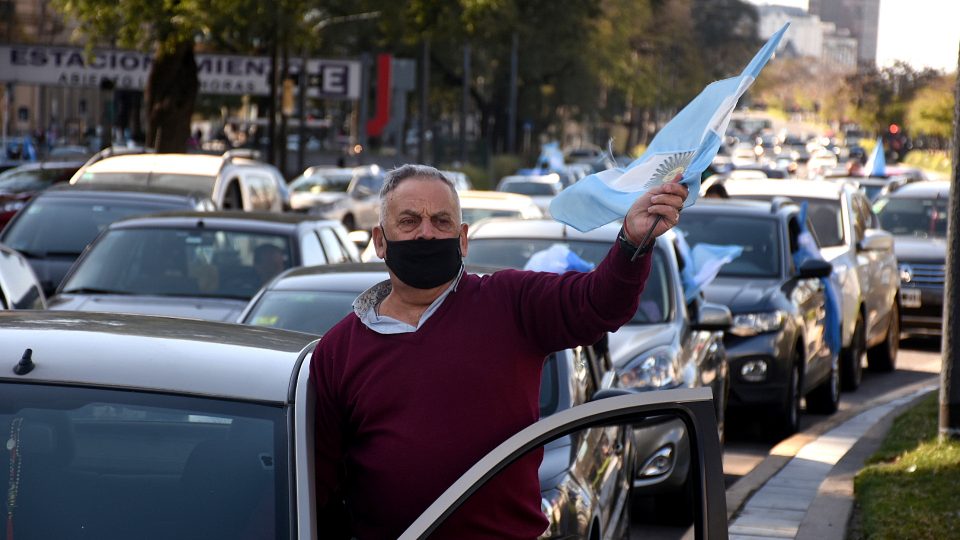 Comenzó el banderazo contra el Gobierno en distintos puntos del país