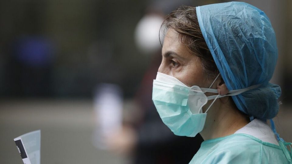 El Gobierno extendió un nuevo bono de .000 para los trabajadores de la salud