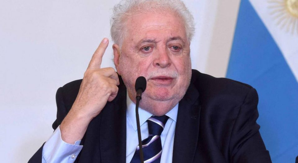 Ginés González García dijo que en la segunda quincena de octubre habrá dos medicamentos nacionales para tratar el coronavirus