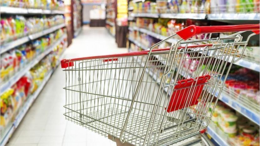 Las ventas en supermercados cayeron un 5,7% en agosto