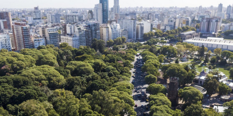 La Legislatura Porteña aprobó una ley que obliga a plantar 100.000 árboles por año