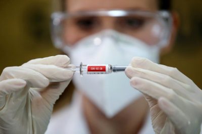 Coronavirus: la ANMAT ya analiza la vacuna rusa Sputnik V