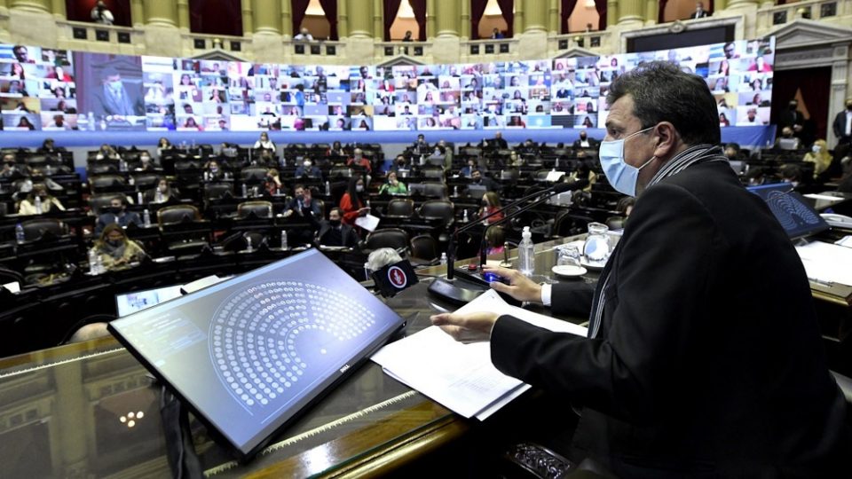 Un diputado pidió tratar la suspensión de las PASO en plena sesión