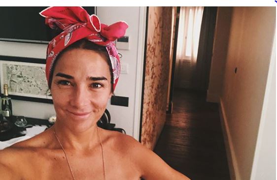 Juana Viale y un retrato súper al natural: “Con una hoja soy feliz”