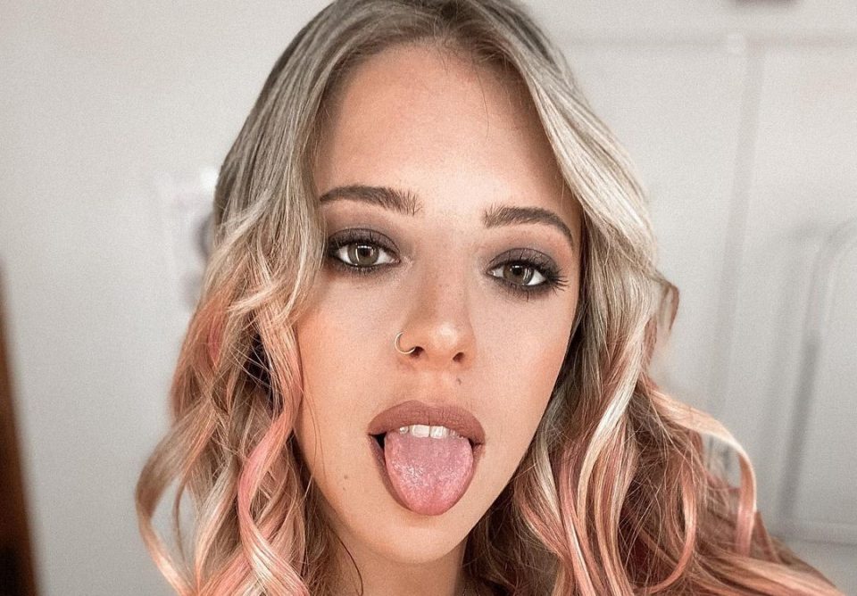 Nati Jota posó en top y calzas en medio de la calle: “Se me sube la biker”