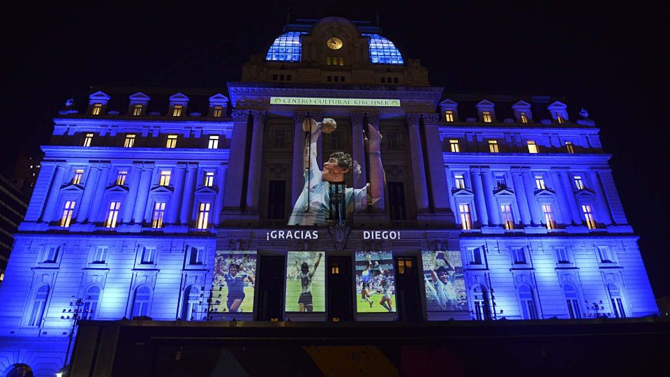 Proponen llamar “Diego Maradona” al Centro Cultural Néstor Kirchner