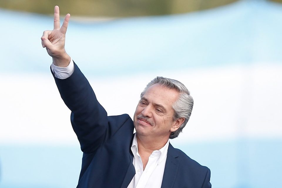 Dio negativo el hisopado de Alberto Fernández