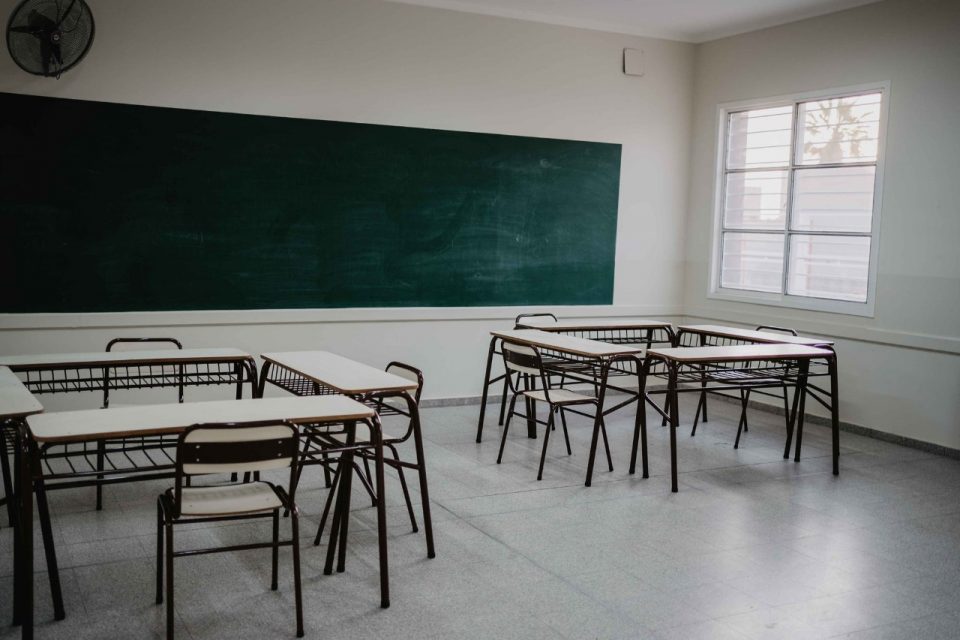 Sagristani | El apagón de las escuelas profundiza la desigualdad social
