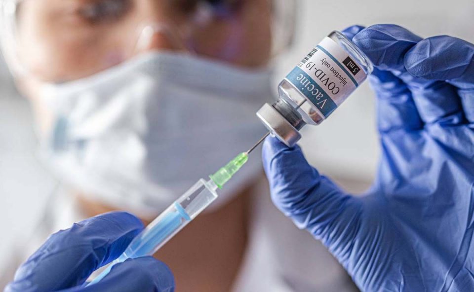 Coronavirus: el Gobierno planea que la campaña de vacunación dure hasta julio de 2021
