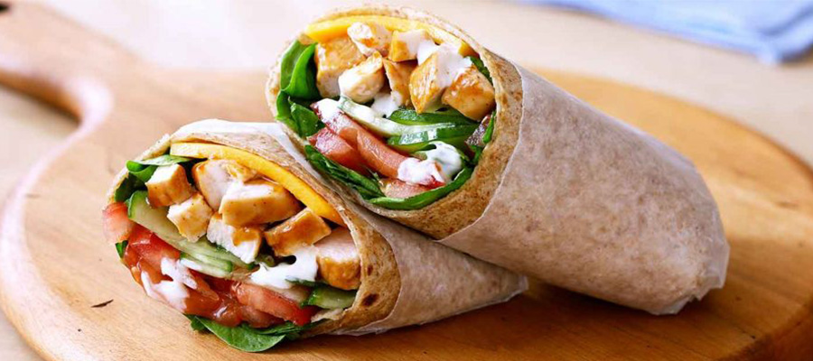 Wraps de pollo y vegetales: un plato sano, fresco y cargadísimo de sabor (no quedan ni las migas)