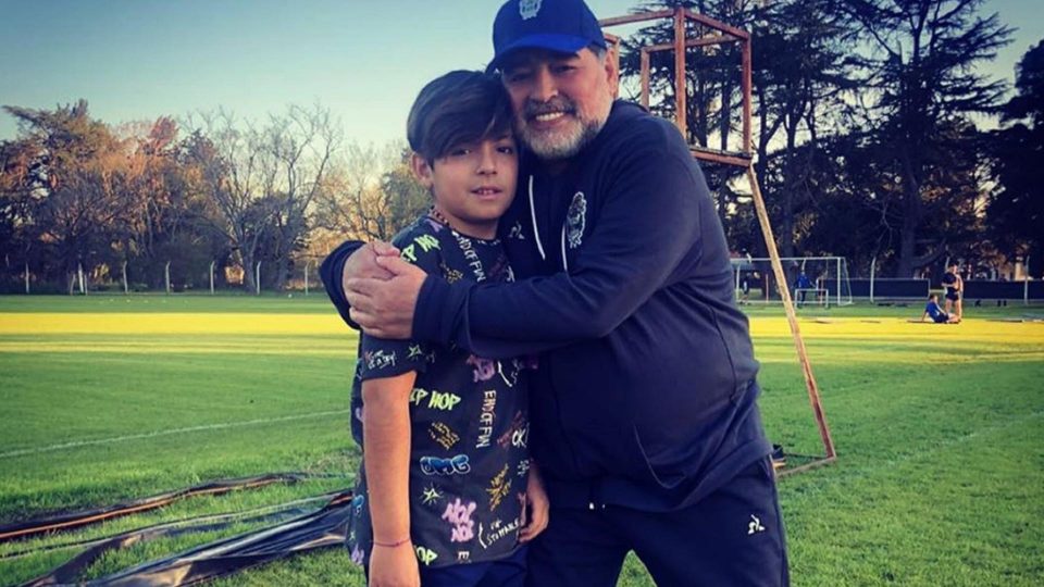 Gianinna Maradona mostró un regalo que Diego le hizo a su nieto Benjamín: “Para mi Babu, del que más te ama”