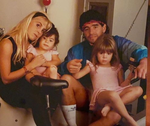 Video | Dalma, Gianinna, Diego y Claudia juntos en 1994 y cantando