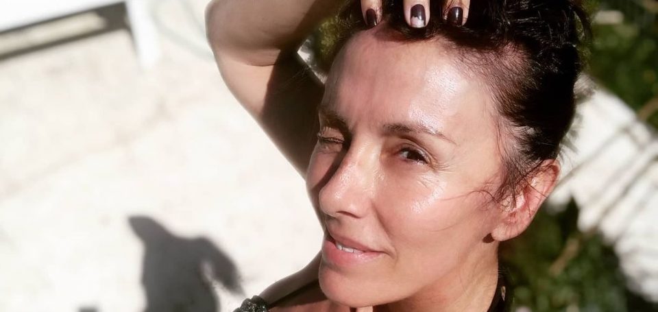 Viviana Saccone entrenó glúteos en colaless y malla enteriza (y le dio una super bienvenida al verano)