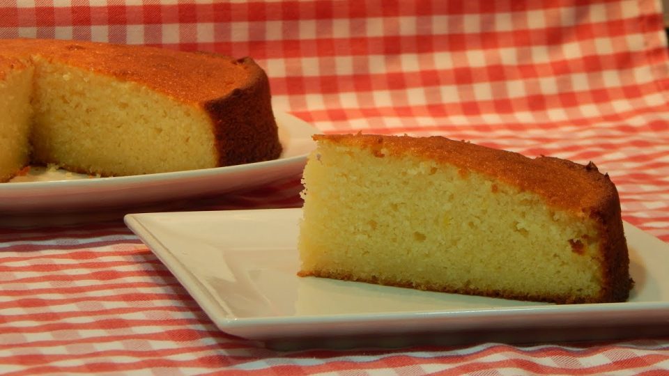Bizcochuelo de ricotta: una receta cargadísima de sabor para arrancar el día con todo