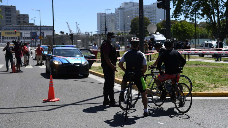 Un adolescente mató de un disparo a un extranjero para robarte la bicicleta