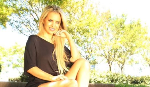 Desde la pileta y con bikini camuflada, Alejandra Maglietti arrasó con el calor
