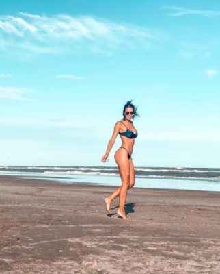 Maypi Delgado se hizo una con el verano (puro calor)