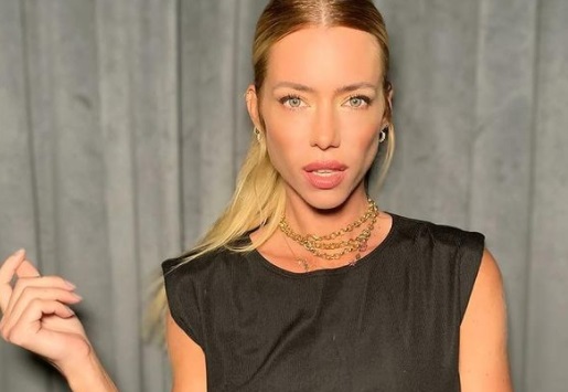 De espaldas y con vestido engomado, Nicole Neumann advirtió: “¿Te lo vas a perder?”