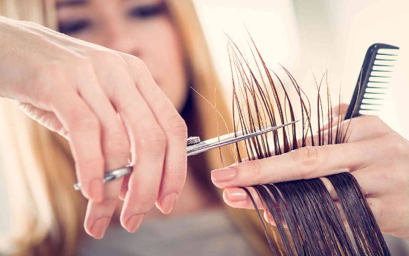 El calendario lunar te indica el mejor momento para hacerte un corte de pelo (no falla)