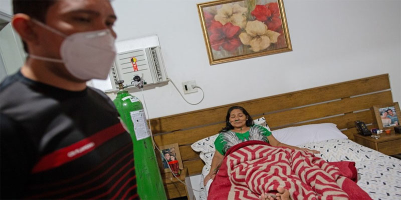 Un médico atendió a su mamá en la casa porque los hospitales están saturados