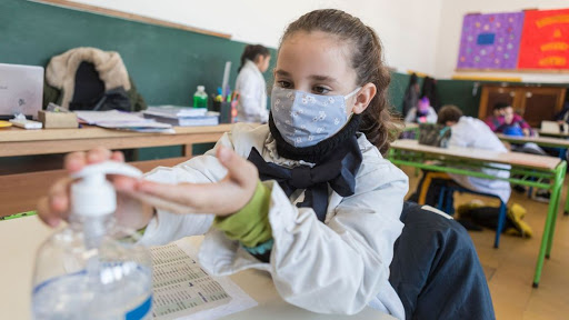 Una gremialista docente aseguró que “la circulación del virus en una escuela podría compararse a una fiesta clandestina”