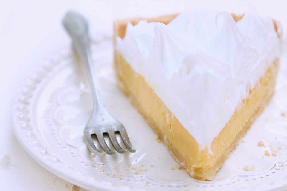 Lemon pie helado: el postre que podés hacer hoy y comer cuando quieras