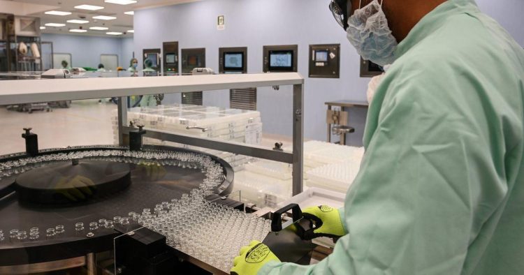 La OMS pide no descartar vacuna de AstraZeneca para variantes del coronavirus