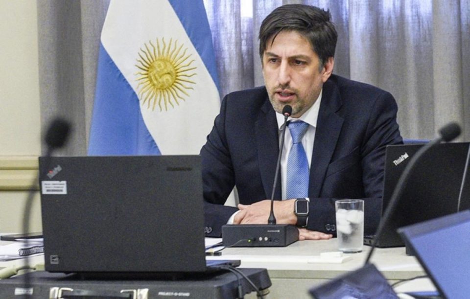 Nicolás Trotta: “Esperamos empezar a vacunar antes de que finalice el mes”