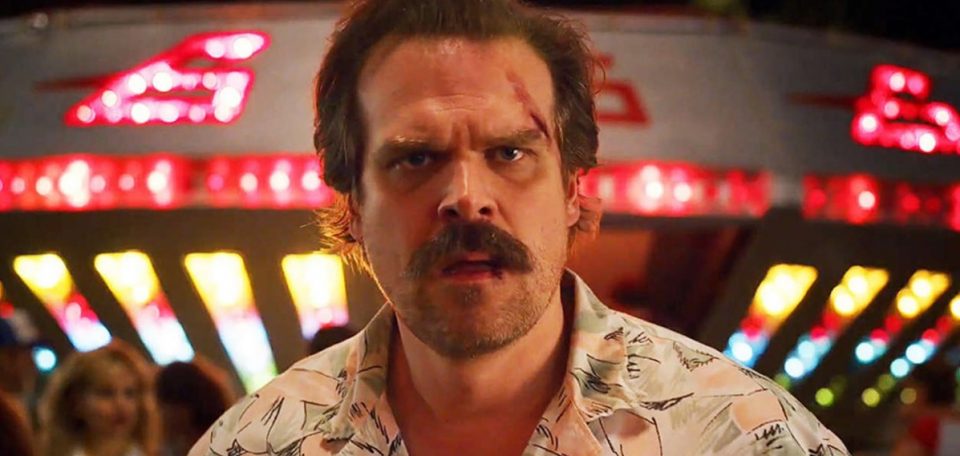Un actor de “Stranger Things” demandó a Netflix por malas condiciones laborales y sanitarias en pandemia 
