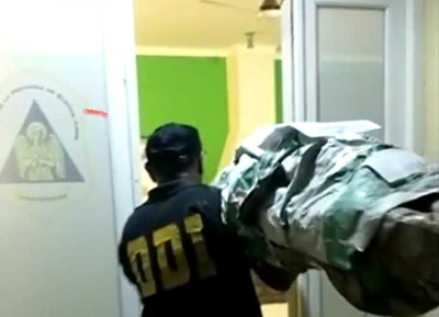 Incautaron una planta “mutante” de marihuana de más de 35 kilos (y sí, hay video)