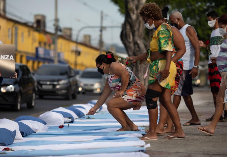 Brasil y México entre los países más afectados por la Covid-19