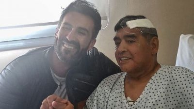 Aparecieron nuevos audios que complican a Leopoldo Luque: “Voy a armar una historia clínica”