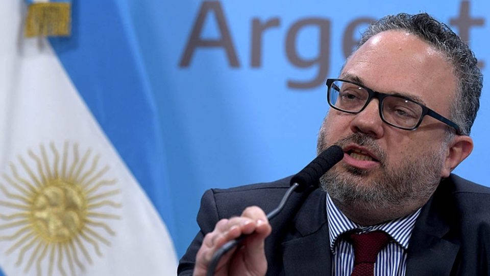 Fuerte cruce entre Matías Kulfas y exfuncionarios macristas por el acuerdo con el FMI