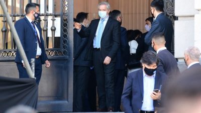 Alberto Fernández tiene coronavirus: quiénes son los funcionarios que estuvieron con él las últimas 48 horas